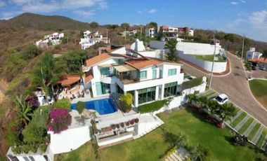 SE VENDE CASA EN RANCHO SAN DIEGO EN IXTAPAN DE LA SAL EDOMEX