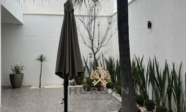 HURBAN VENDE casa en Las Misiones