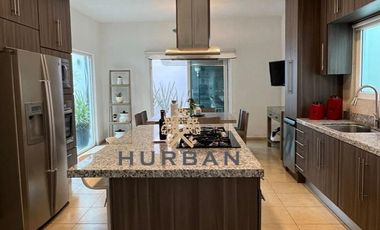 HURBAN VENDE casa en Las Misiones