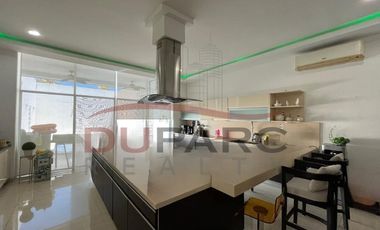 Casa Amueblada en Renta + Alberca