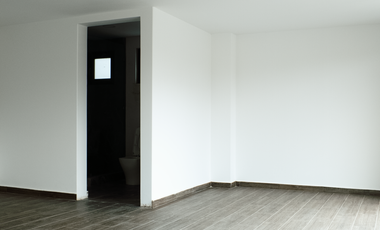 Casa en venta para remodelar en Rancho San Juan