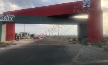 Moderno Depa. en Venta - La Estancia, Muy cerca de Libramiento sur poniente y de zona industrial.