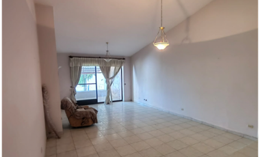 Casa Habitación Valle San ngel Sec. Jardines San Pedro Garza García