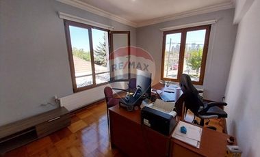 Casa Residencial o comercial renovada e eficiente
