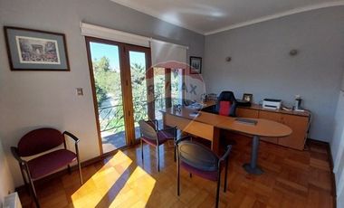 Casa Residencial o comercial renovada e eficiente