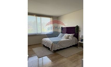 Casa 7 dorm. Fundo El Descanso. Cam. Melipilla