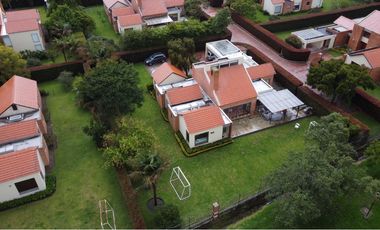 Casa en renta en Hacienda San Sebastián, San Simón Guaymaral