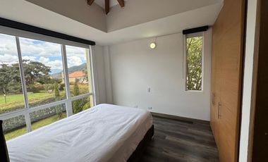 VENDO CASA EN MACADAMIA, LA CALERA