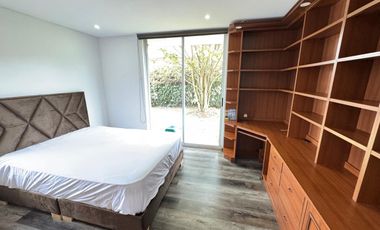 VENDO CASA EN MACADAMIA, LA CALERA