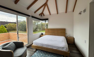 VENDO CASA EN MACADAMIA, LA CALERA