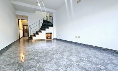 Casa  en Venta Villa Luzuriaga / La Matanza (A141 4039)