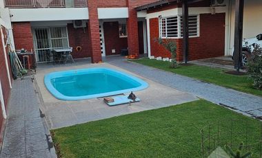 Venta casa 3 dormi con pileta - Barda del medio - Río Negro