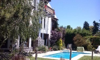 Casa en   B° El Carmencito