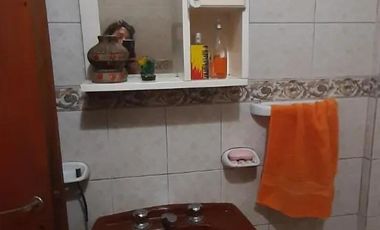 Casa en venta - 3 Dormitorios 2 Baños - Florencio Varela