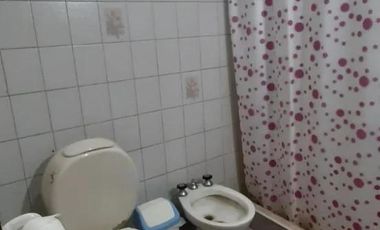Casa en venta - 3 Dormitorios 2 Baños - Florencio Varela