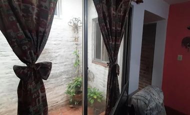 Casa en venta - 3 Dormitorios 2 Baños - Florencio Varela