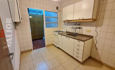 Departamento 2 Ambiente con Balcón