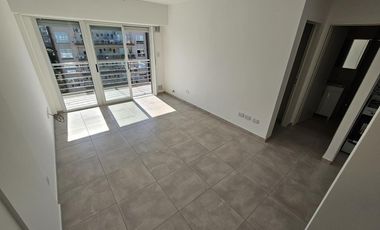 DEPARTAMENTO EN VENTA EN MORON SUR