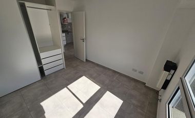 DEPARTAMENTO EN VENTA EN MORON SUR