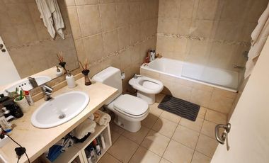 Venta Departamento en Jardines de San Isidro III 3 amb con jardin
