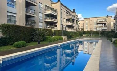 Venta Departamento en Jardines de San Isidro III 3 amb con jardin