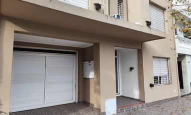 Departamento en venta en Junin un dormitorio y cochera.