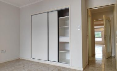 Departamento en venta en Junin un dormitorio y cochera.