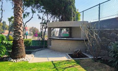 Hermosa Casa en Venta en Tecamachalco