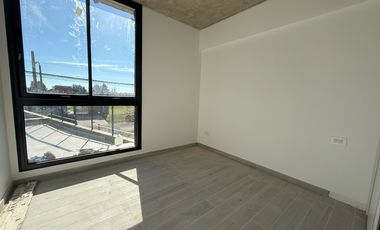 VENTA CASA 3 DORMITORIOS CON PILETA EN ACEQUIAS DEL AIRE