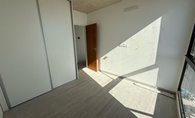 VENTA CASA 3 DORMITORIOS CON PILETA EN ACEQUIAS DEL AIRE