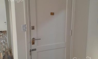 Venta Departamento Monserrat Dos Ambientes Frente Balcón