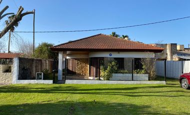 Casa en  Alquiler-Villa del Plata