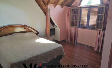 Casa en venta, 7 ambientes - Luis Guillón