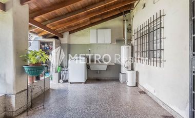 CASA EN VENTA 3 AMBIENTES EN JOSE LEON SUAREZ