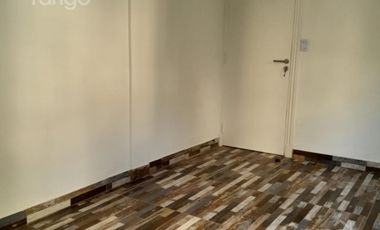 Venta Departamento Balvanera Dos Ambientes Frente Balcón