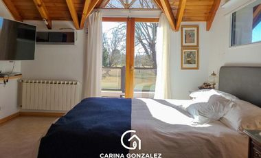 Casa en  Rincón Club de Campo con fondo de cancha, Neuquén Capital