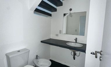 Dúplex de 2 dormitorios en venta en City bell, Alquilado, ideal inversores!!!
