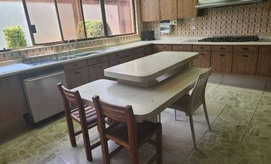 Casa  en  Venta en  Bosques de las Lomas (R)