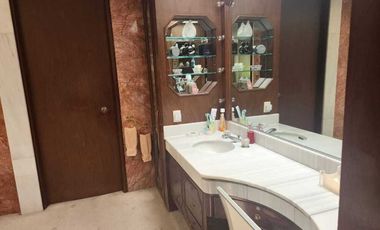 Casa  en  Venta en  Bosques de las Lomas (R)