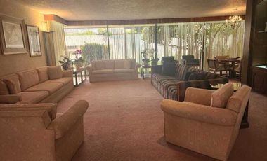 Casa  en  Venta en  Bosques de las Lomas (R)