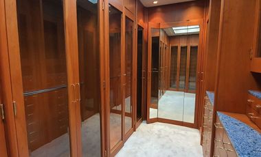 Venta casa en condominio en Bosques de las Lomas (R)