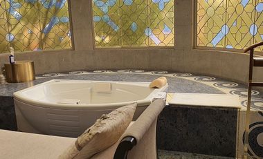 Venta casa en condominio en Bosques de las Lomas (R)