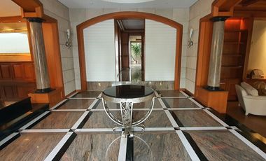 Venta casa en condominio en Bosques de las Lomas (R)