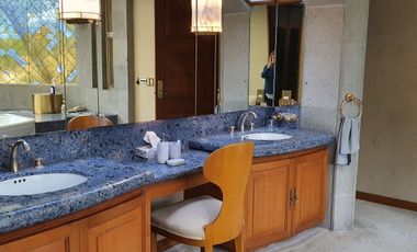 Venta casa en condominio en Bosques de las Lomas (R)