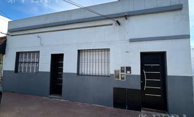 Venta de Casa multifamiliar en Lanus