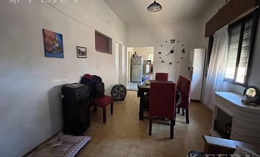 Venta de Casa multifamiliar en Lanus