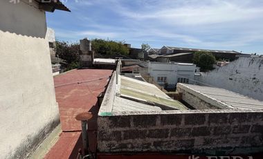 Venta de Casa multifamiliar en Lanus