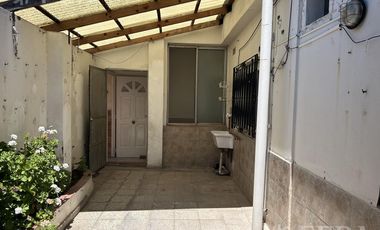 Venta de Casa multifamiliar en Lanus