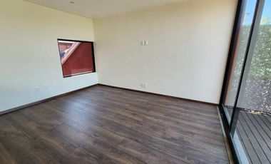 Venta casa en condominio en Tecamachalco Remodelada. (R)