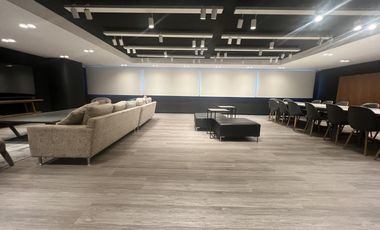 Amplio 2 ambientes con seguridad y amenities. Apto Profesional.